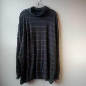 KingSize Men's Gray Striped Sweater